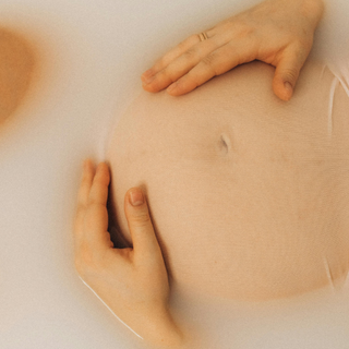 Can you take a bath while pregnant?